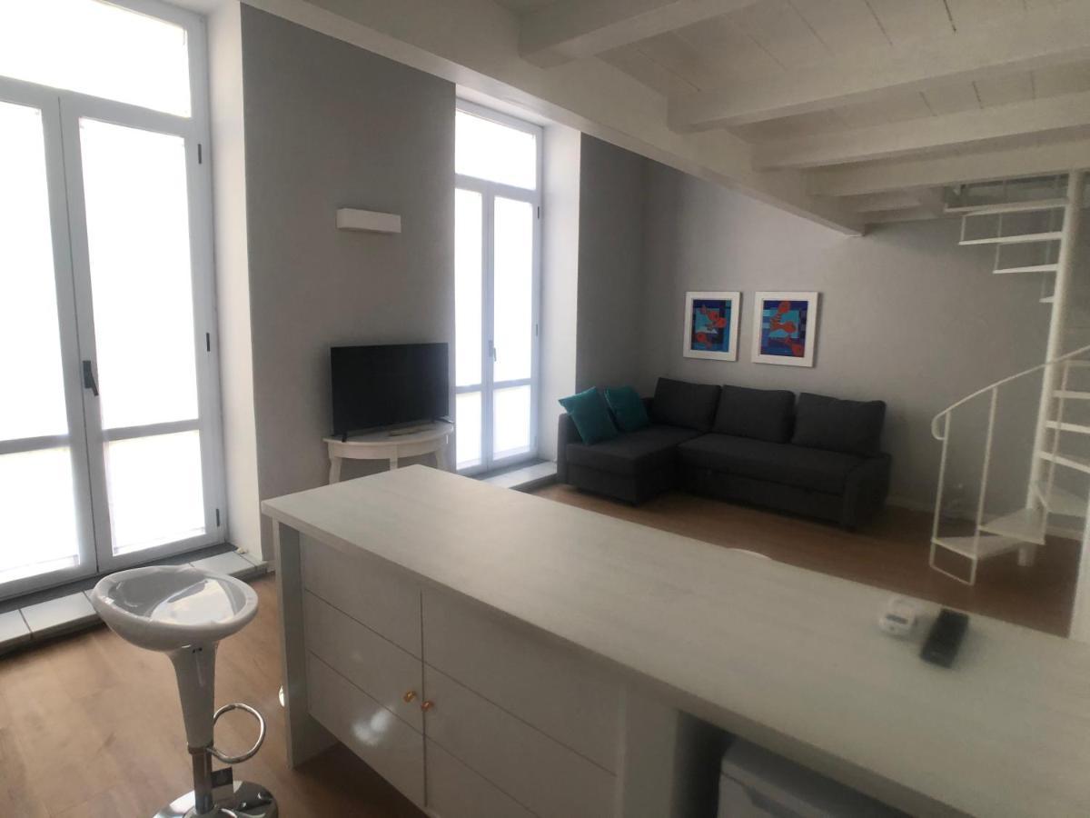 Vicool Apartments - Centro Storico Napoli Bagian luar foto