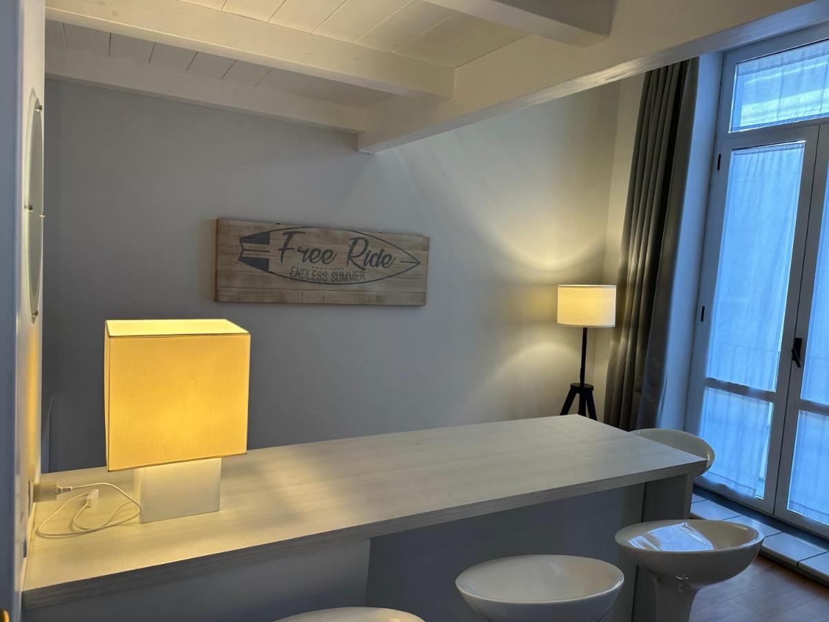 Vicool Apartments - Centro Storico Napoli Bagian luar foto